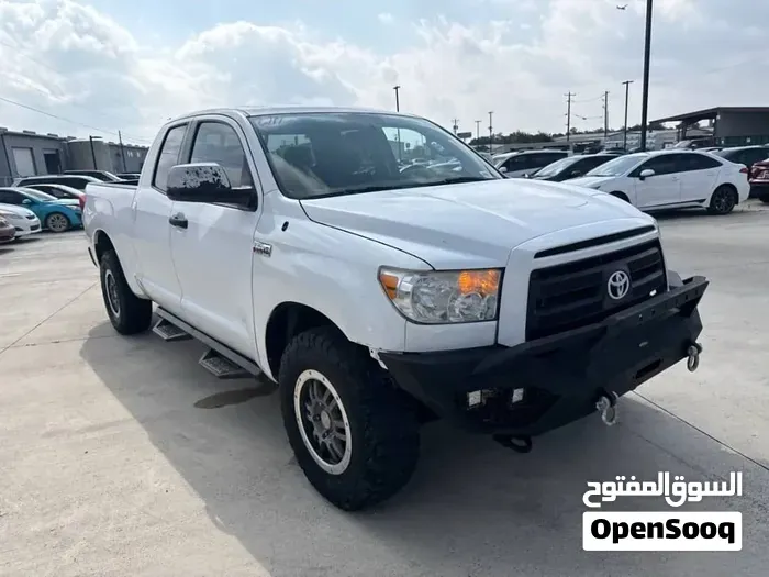 Toyota Tundra 2010 photo 3