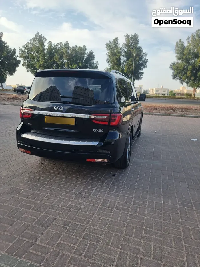 Infiniti Qx80 2022 photo 3