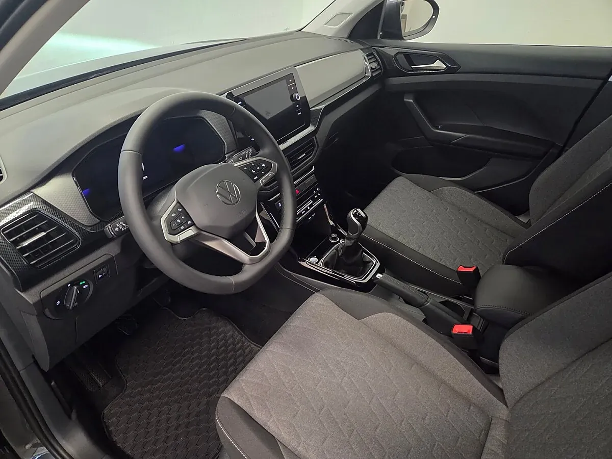 Volkswagen T-Cross 2026 photo 3