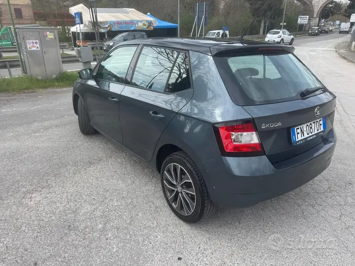 Skoda Fabia 2018 photo 2