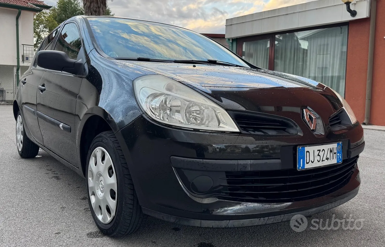 Renault Clio 2007 photo 2