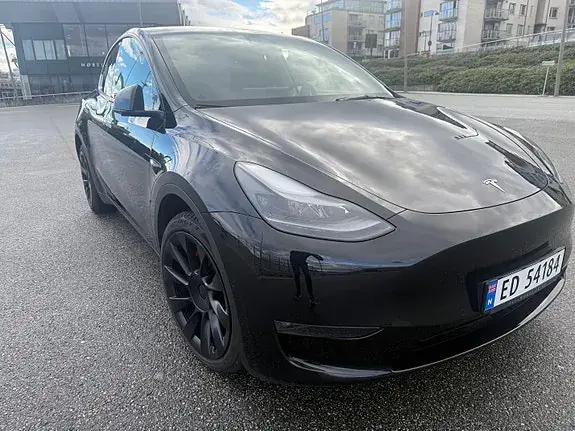 Tesla Model Y 2022 photo 3