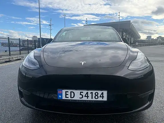 Tesla Model Y 2022 photo 4