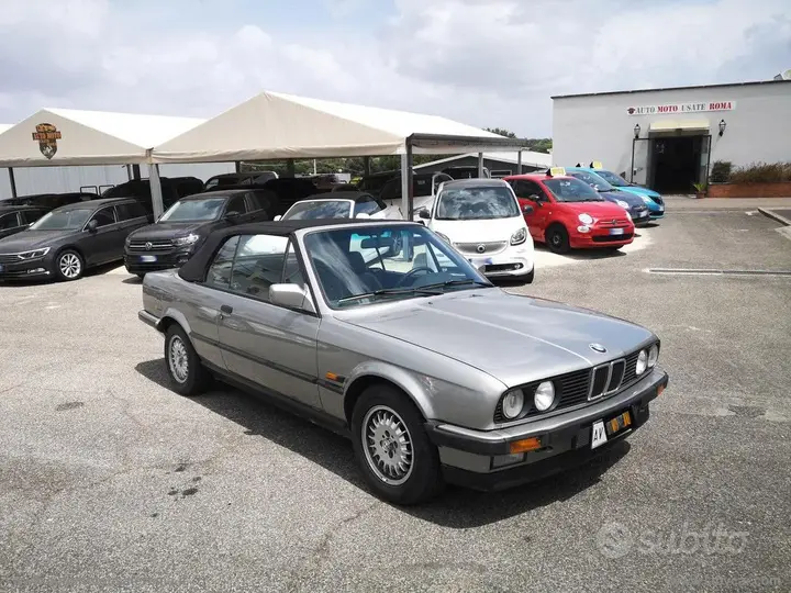 BMW 320I