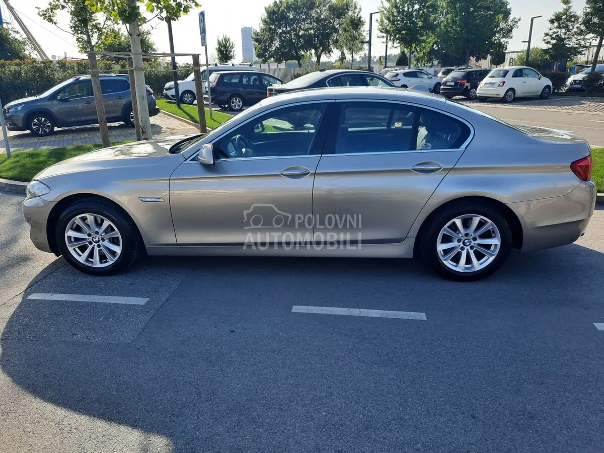 BMW 5 Series 2011 photo 3