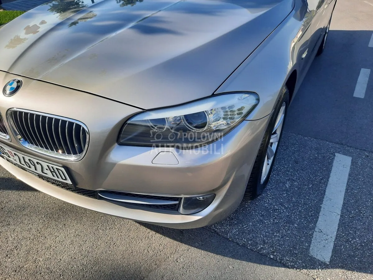 BMW 5 Series 2011 photo 2