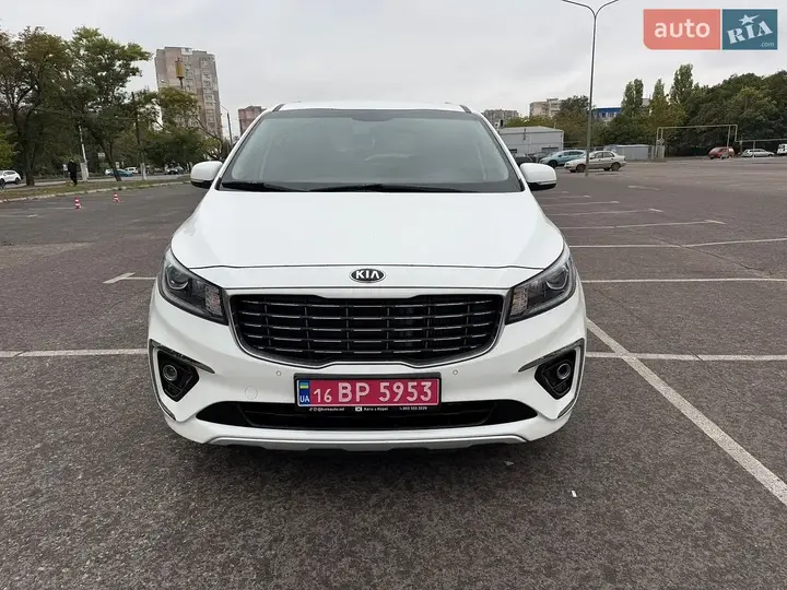 Kia Carnival 2019 photo 3