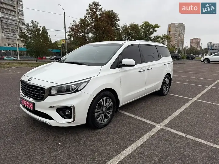 Kia Carnival 2019 photo 5