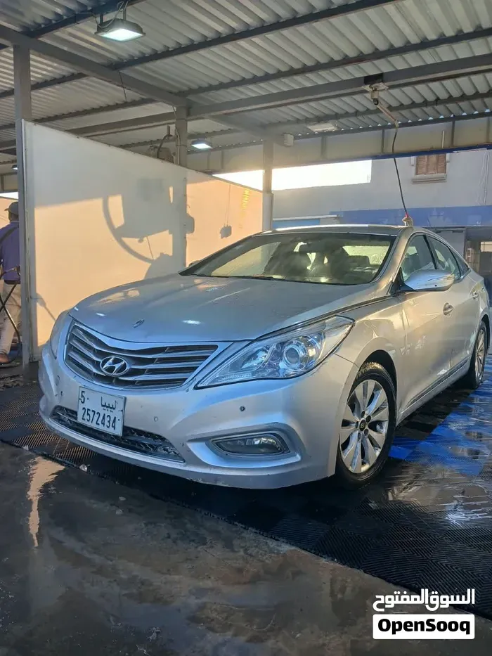 Hyundai Azera 2012 photo 2