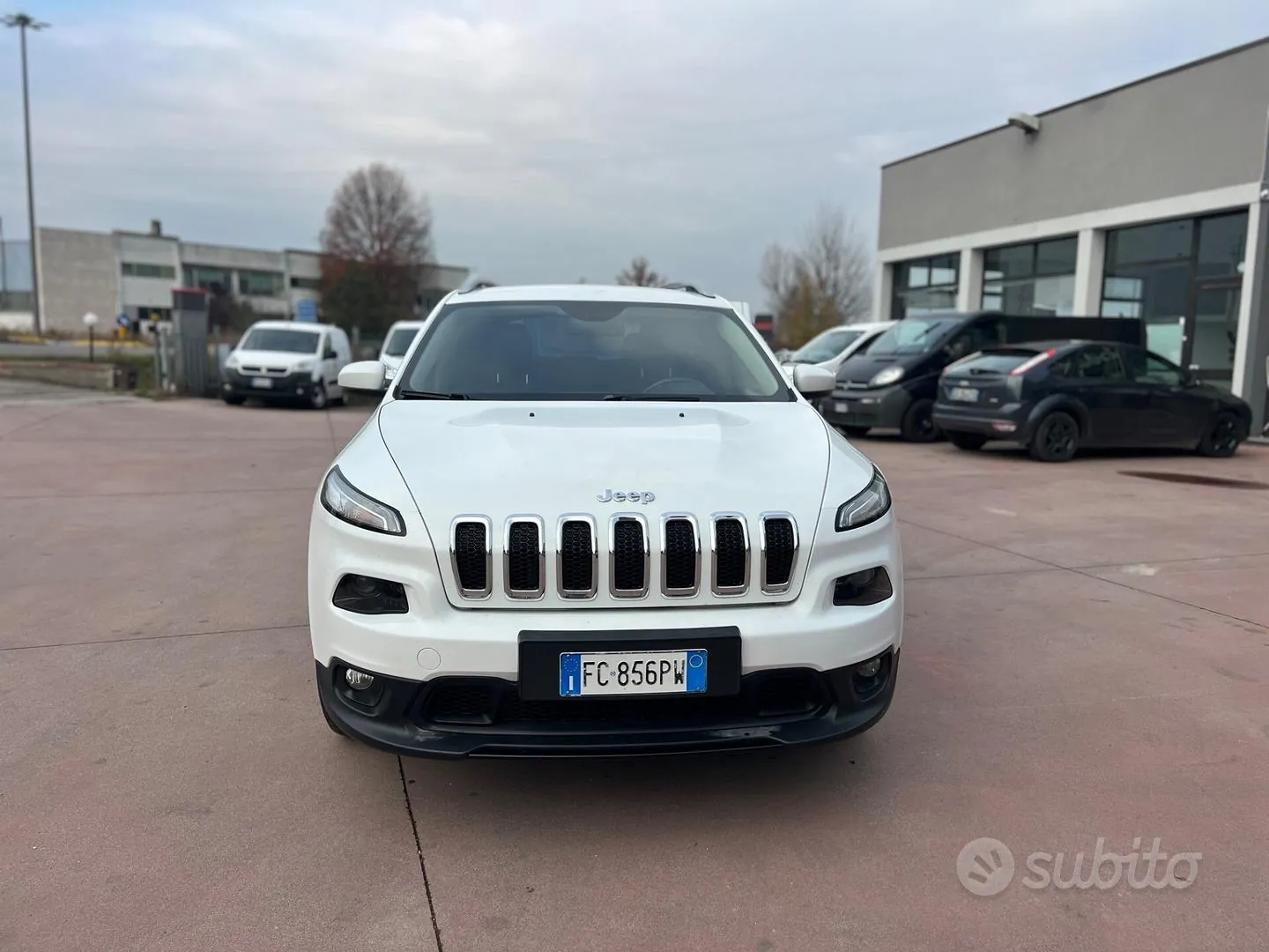 Jeep Cherokee 2016 photo 2