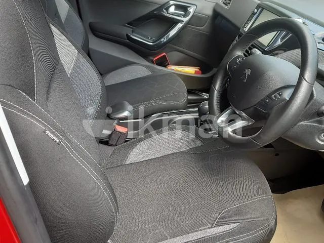 Peugeot 2008 2018 photo 4
