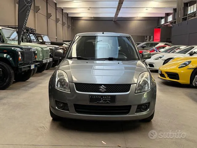 Suzuki Swift 2009 photo 2