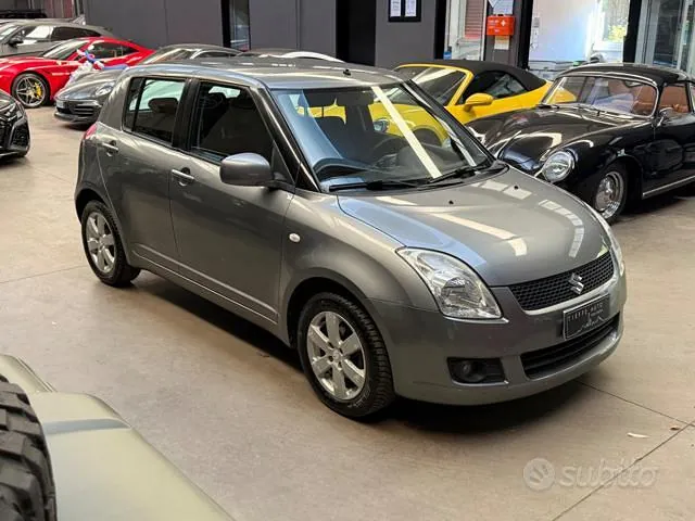 Suzuki Swift 2009 photo 3