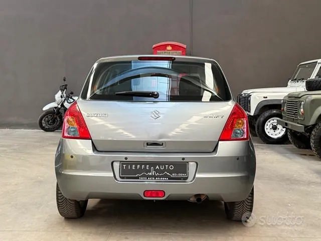 Suzuki Swift 2009 photo 5