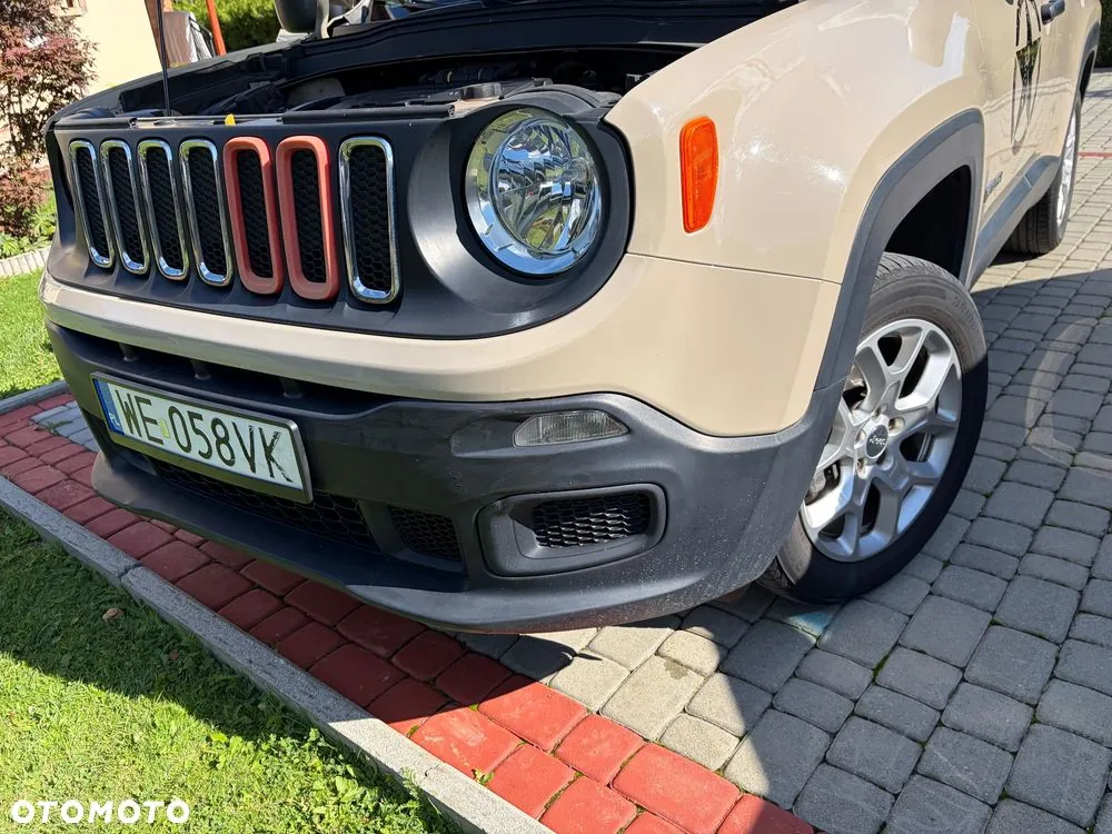 Jeep Renegade 2015 photo 5