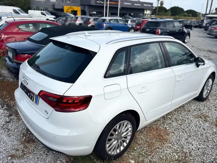 Audi A3 2015 photo 5
