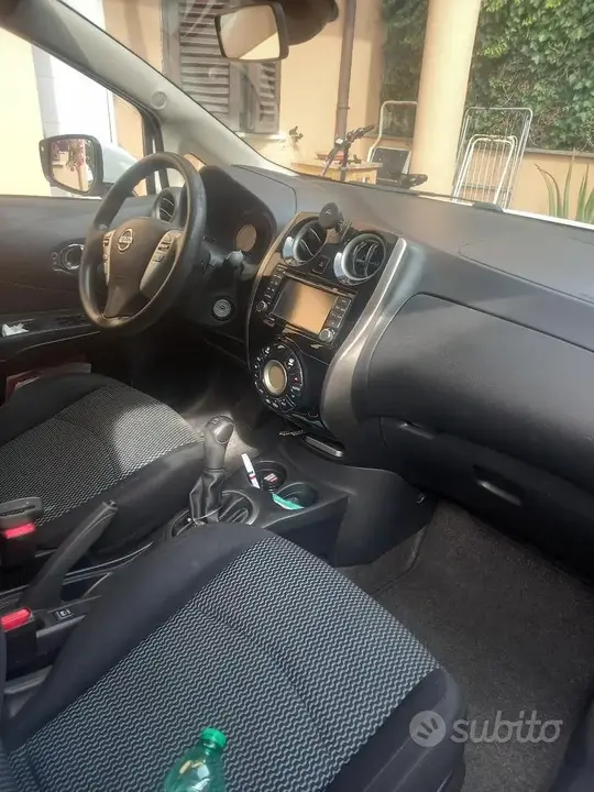Nissan Note 2014 photo 2