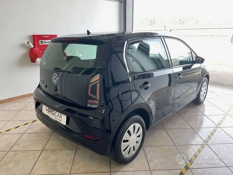 Volkswagen Up 2018 photo 3