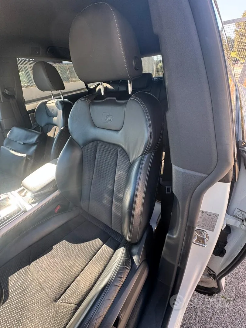 Audi Q8 2019 photo 5