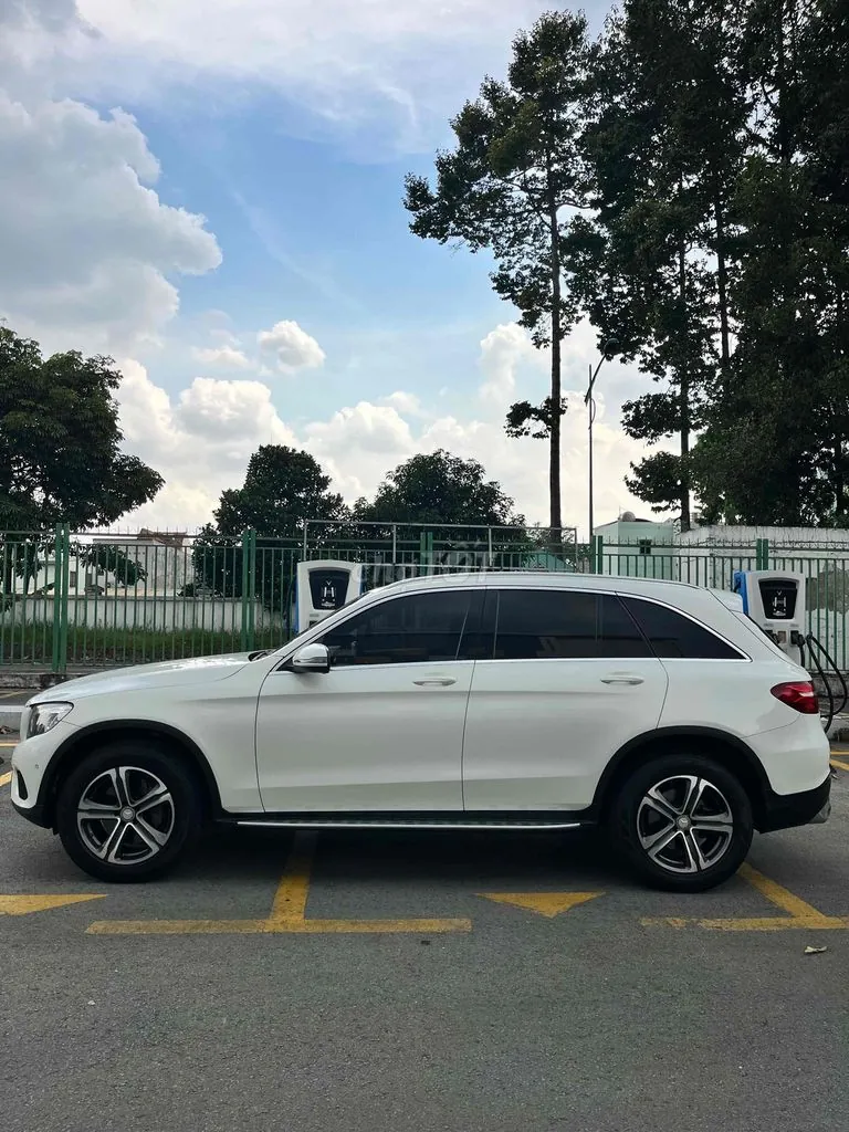 Mercedes-Benz Glc 2016 photo 4