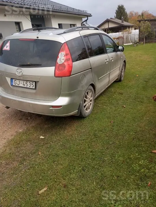 Mazda Mazda5 2007 photo 4