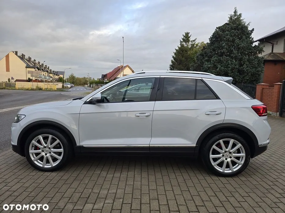 Volkswagen T-Roc 2018 photo 2