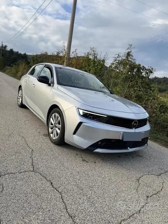Opel Astra 2023 photo 3