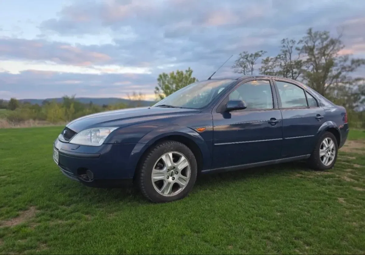 Ford Mondeo 2002 photo 2