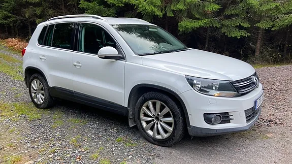 Volkswagen Tiguan 2012 photo 2