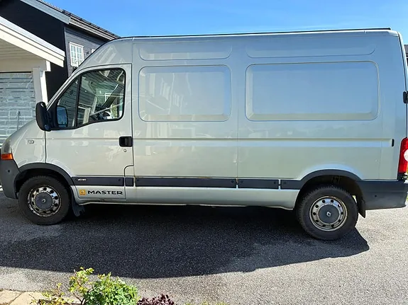 Renault Master 2010 photo 4