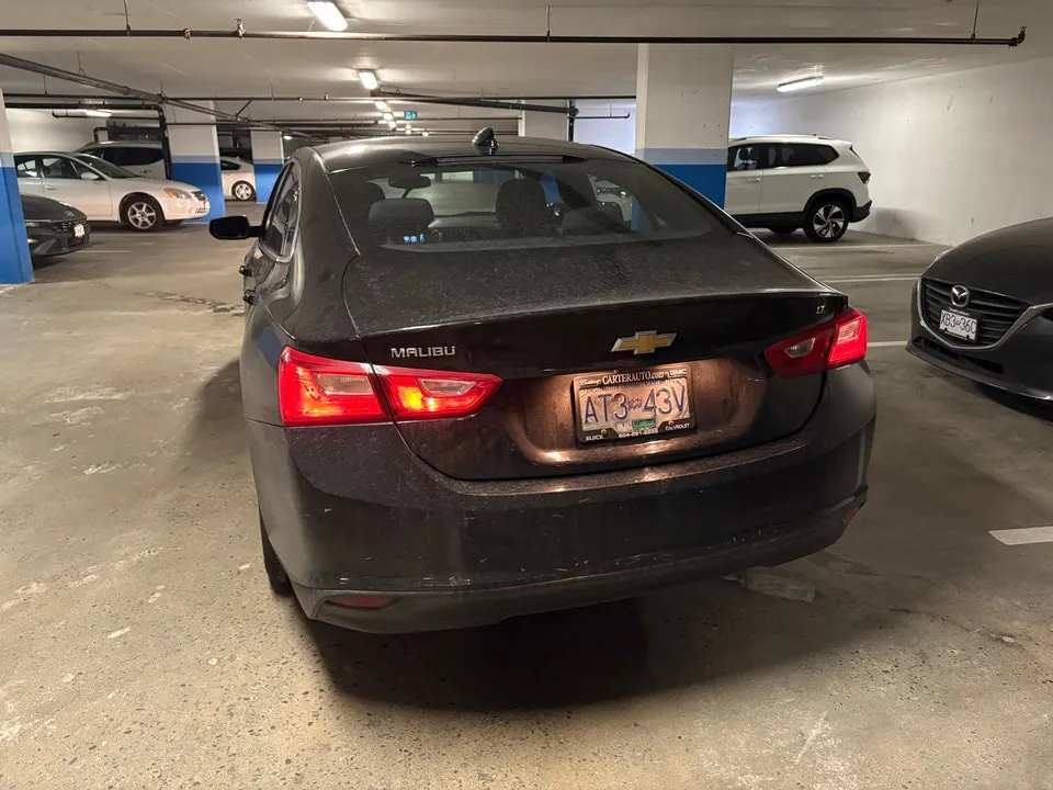 Chevrolet Malibu 2017 photo 2