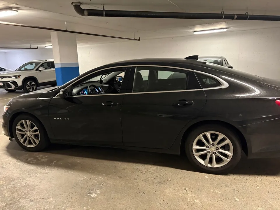 Chevrolet Malibu 2017 photo 3