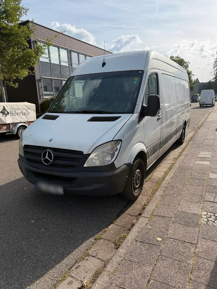 Mercedes-Benz Sprinter 311