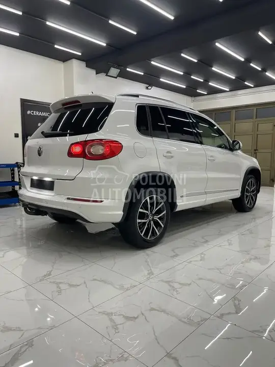 Volkswagen Tiguan 2010 photo 3
