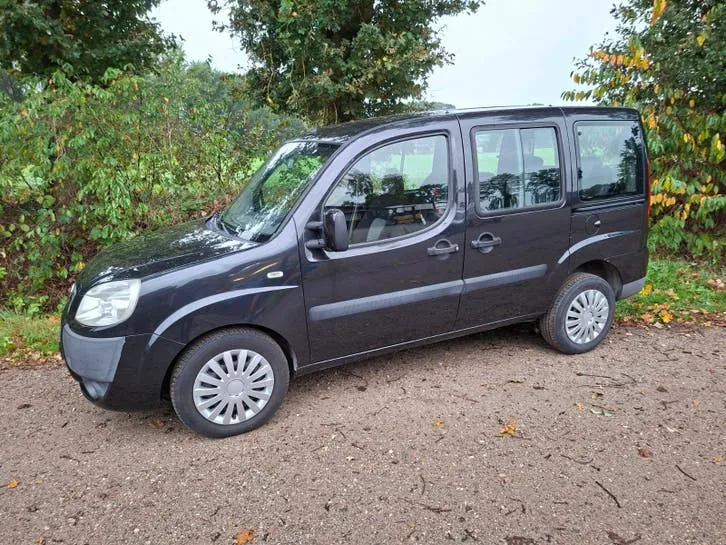 Fiat Doblo 2008 photo 3