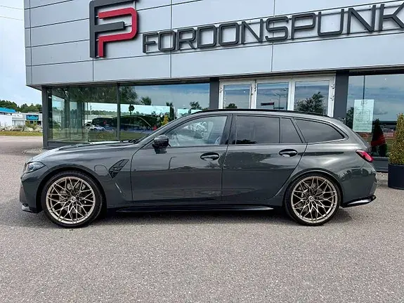 BMW M3 2024 photo 2