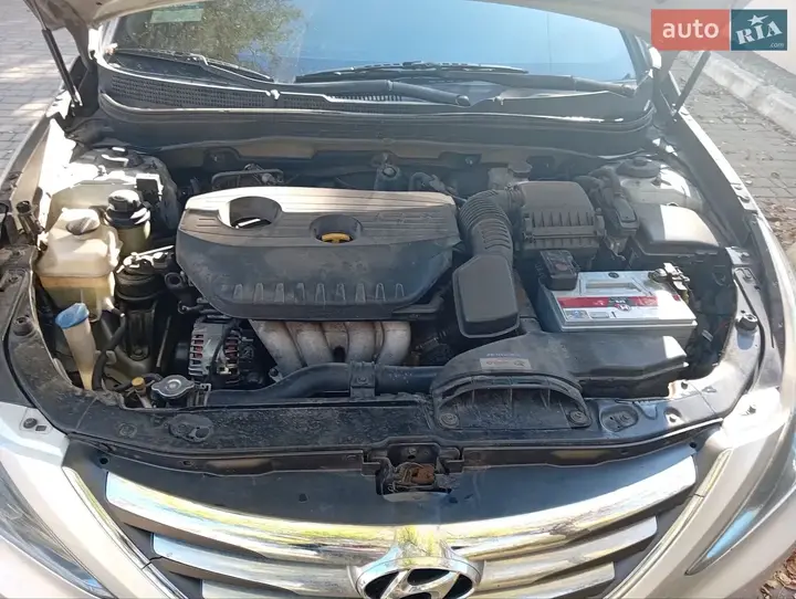 Hyundai Sonata 2012 photo 4