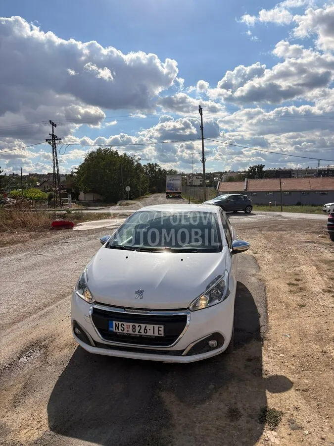 Peugeot 208