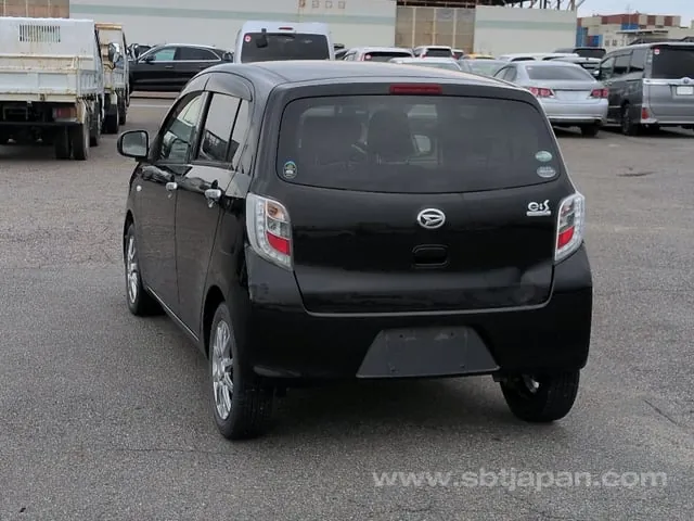 Daihatsu Dba-La300S 2015 photo 3