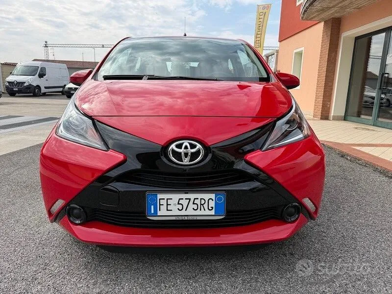 Toyota Aygo 2016 photo 2