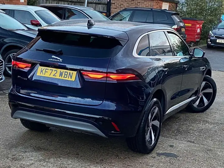 Jaguar F-Pace 2023 photo 3