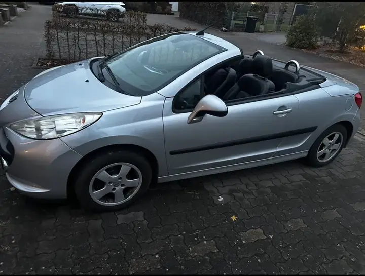 Peugeot 207 Cc