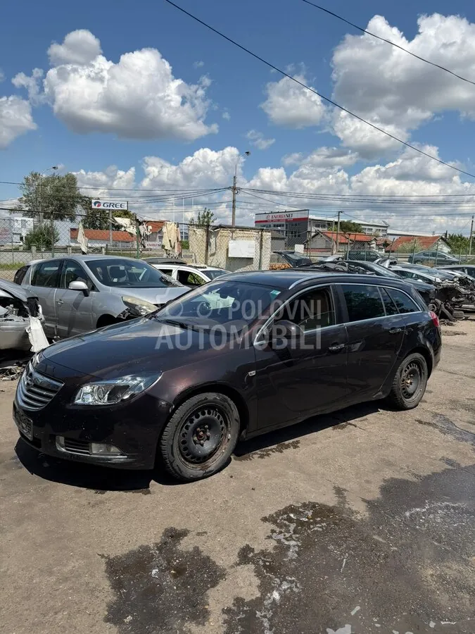 Opel Insignia 2009 photo 2