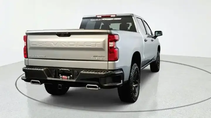 Chevrolet Silverado 1500 2026 photo 3