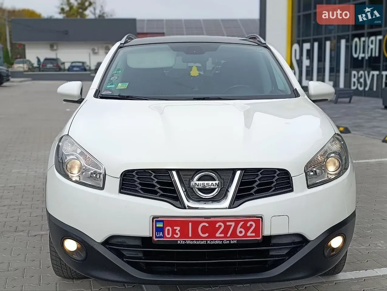 Nissan Qashqai 2011 photo 2