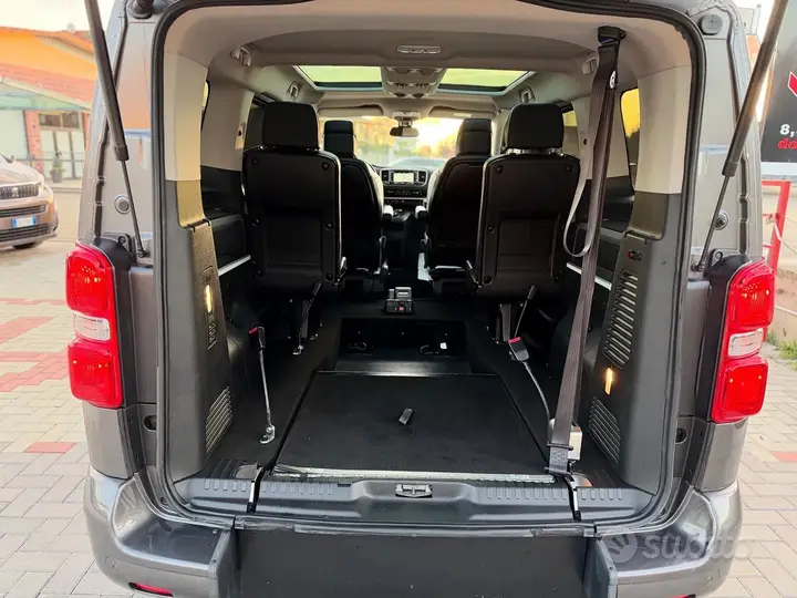 Peugeot Traveller 2019 photo 5