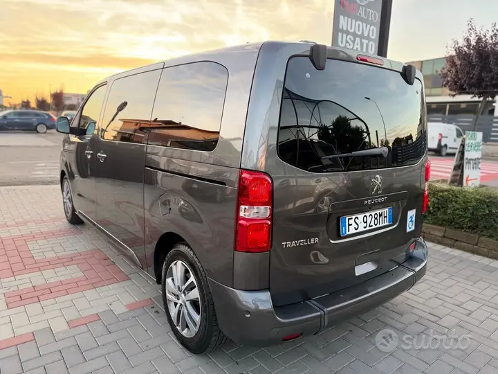 Peugeot Traveller 2019 photo 4