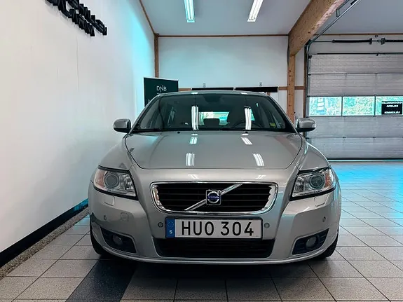 Volvo V50 2009 photo 2