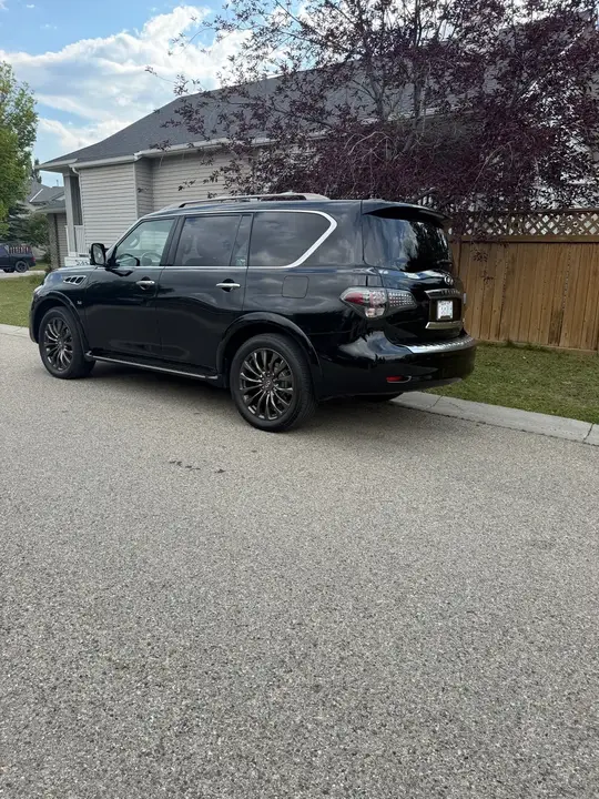 Infiniti Qx80 2017 photo 3