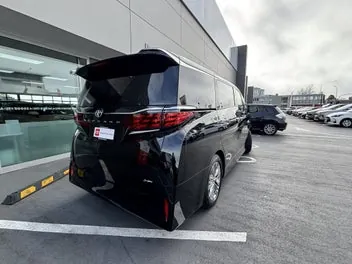 Toyota Alphard 2026 photo 4